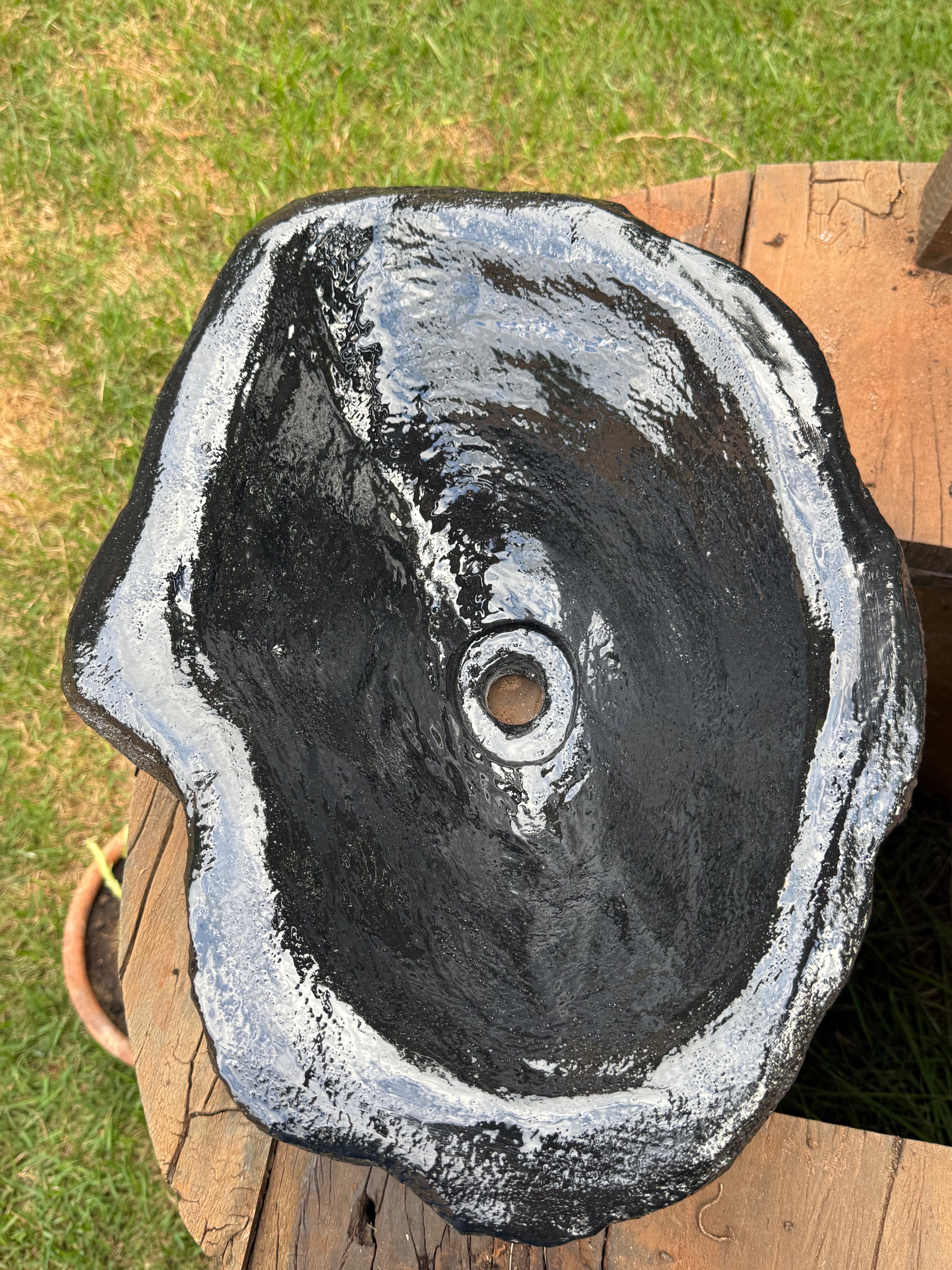 Vulcânica – Black Edition        rustica