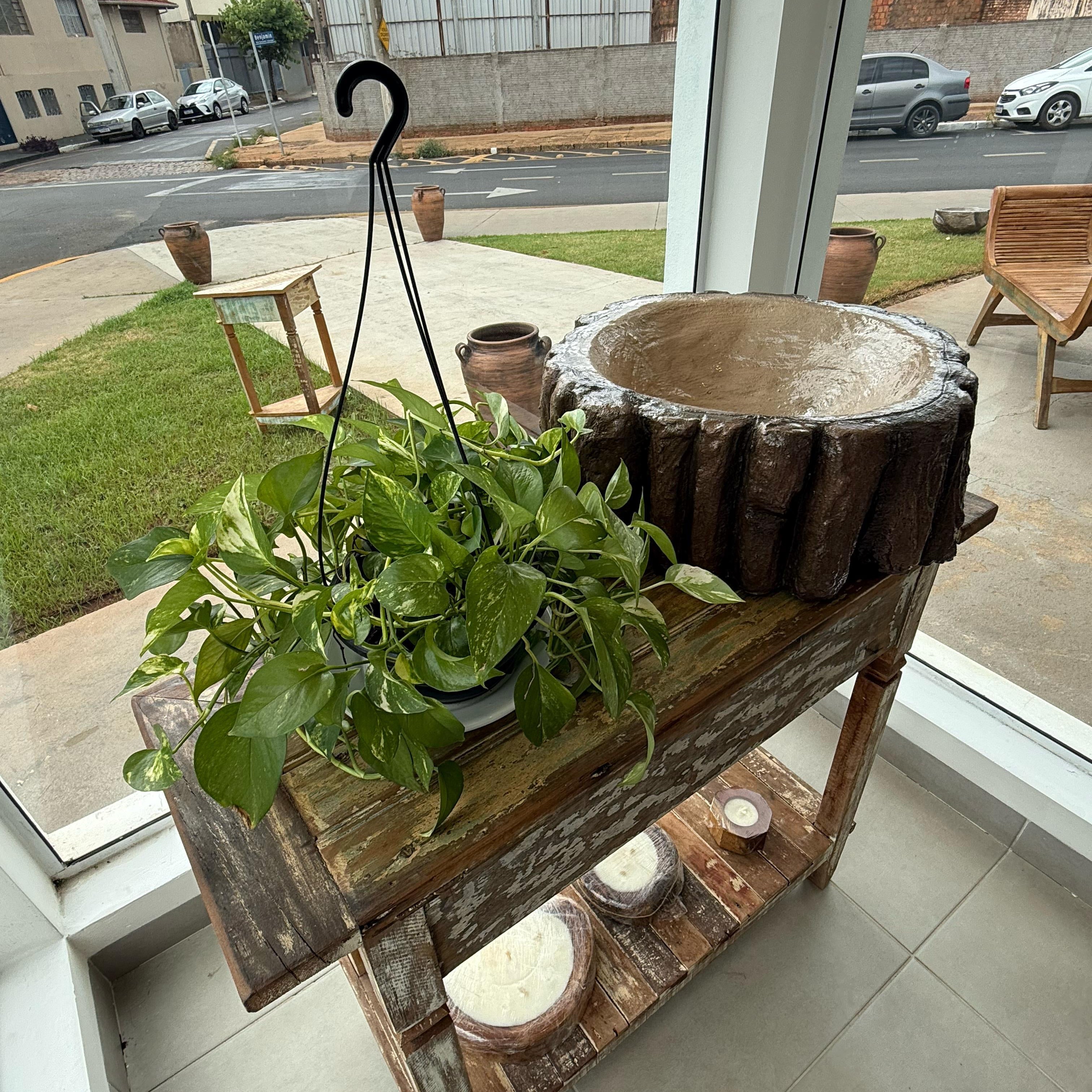 Cuba de Apoio Rústica "Tronco de Árvore"