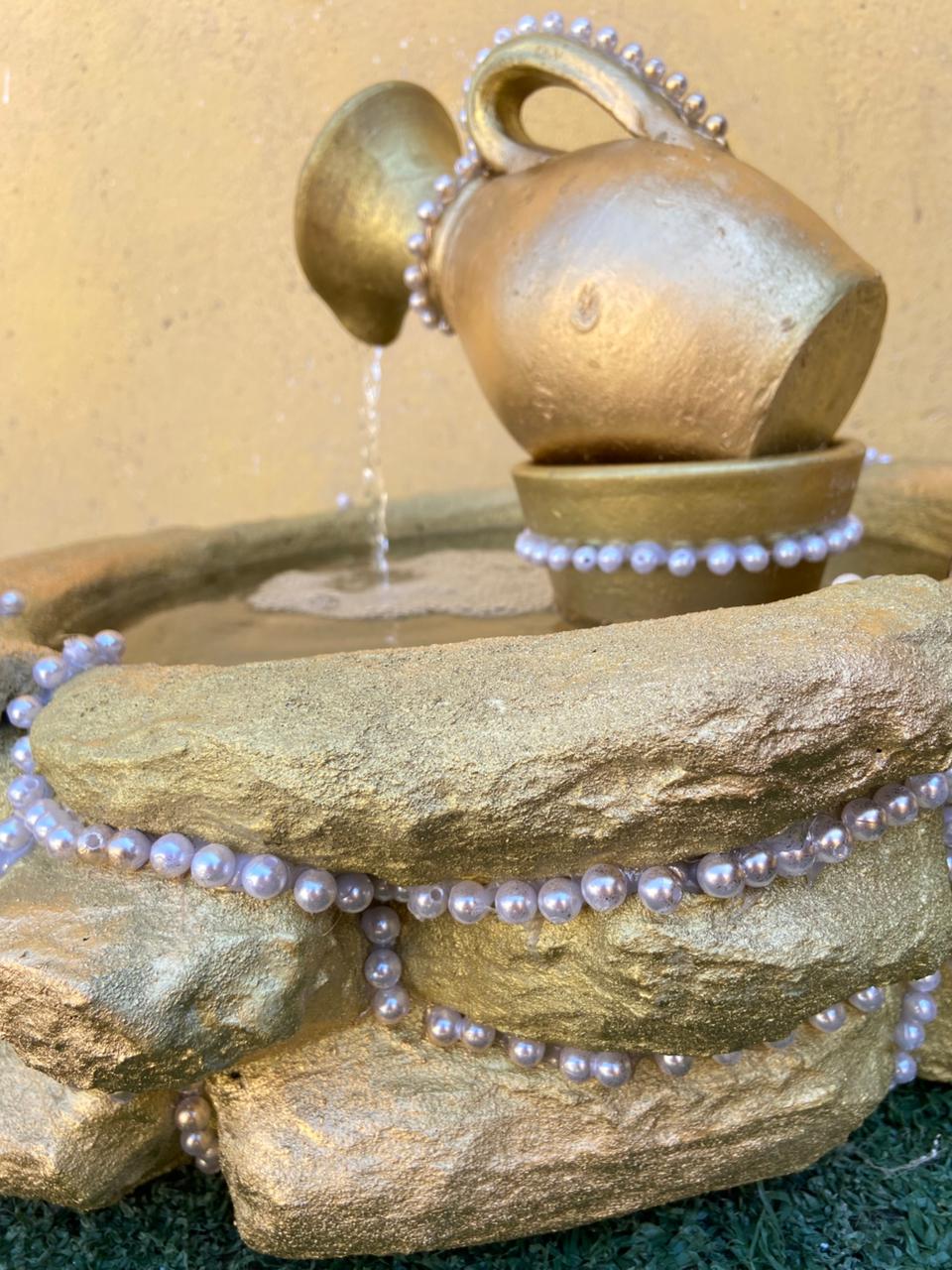 Fonte Ornamental – Ouro Envelhecido